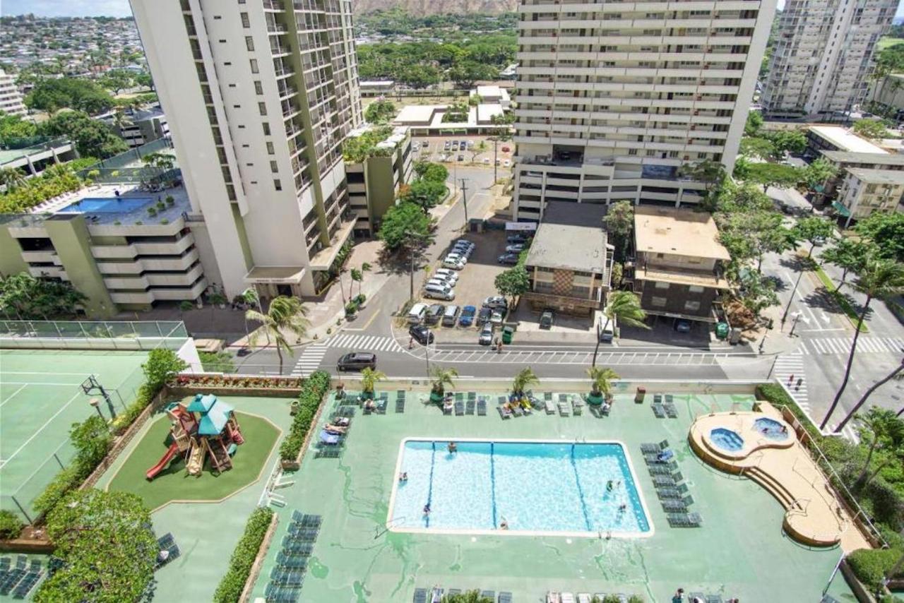 Ke Aloha Suite At The Waikiki Banyan Honolulu Exteriör bild